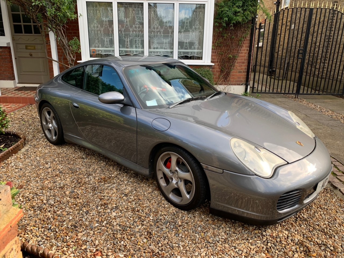 2004 Porsche 911 Image 2